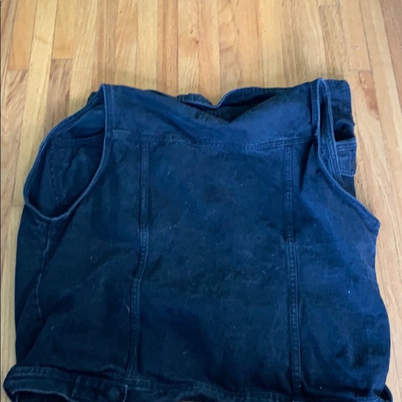 Black jean vest - Picture 2 of 3